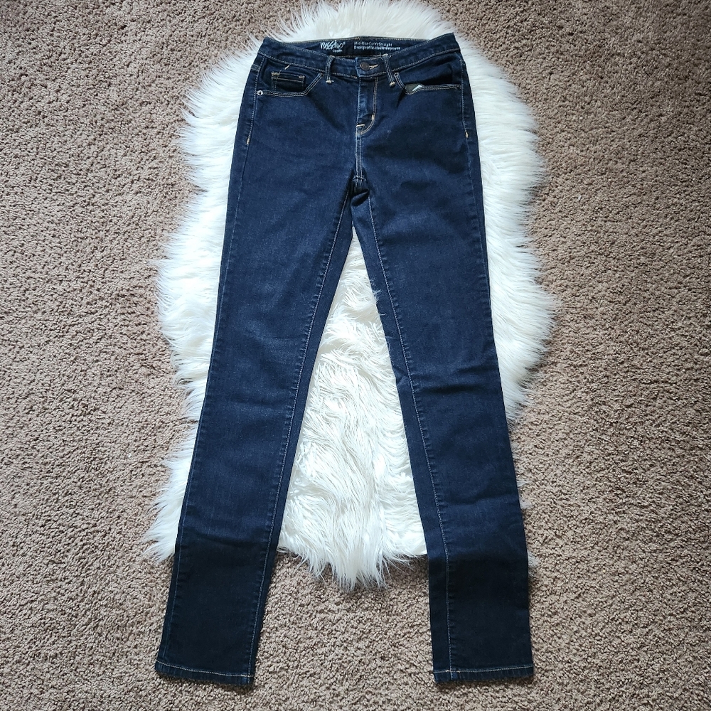 Mossimo Mid-Rise Curvy Straight Jeans